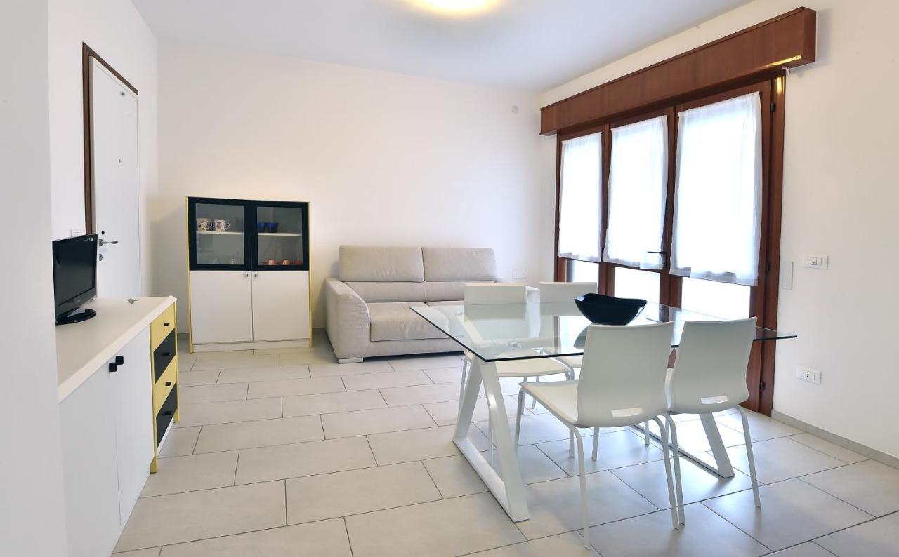 Villa Rosa Lignano Sabbiadoro Buitenkant foto